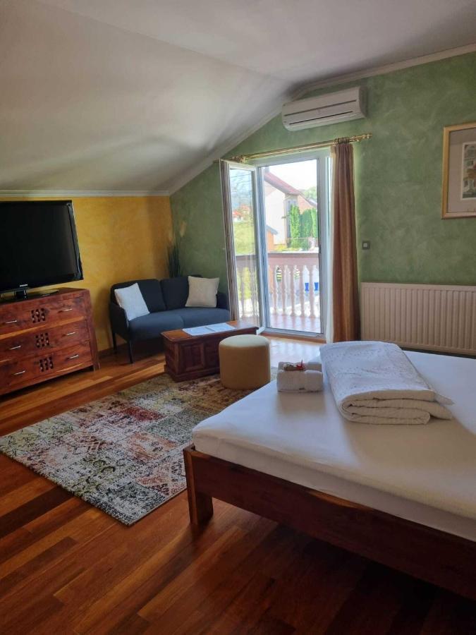 Antik Apartment Strmec Samoborski ภายนอก รูปภาพ